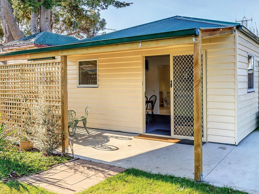 Triabunna Cabin & Caravan Park Room photo